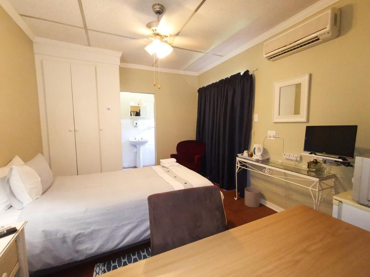 Loerie Guesthouse Hoedspruit Esterno foto